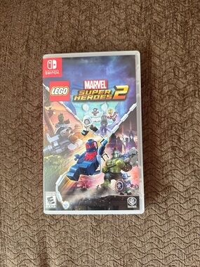 Marvel LEGO Super Heroes 2 Nintendo Switch - Blue, Red, Green